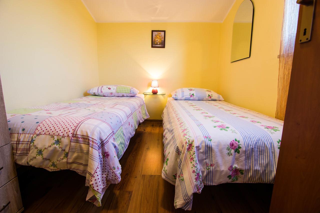 Apartments Angela 1711 Rakalj المظهر الخارجي الصورة
